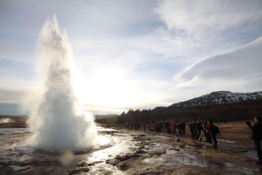Reykjavik: Golden Circle & Northern Lights 4x4 Tour - The 4x4 makes the evening search more flexible