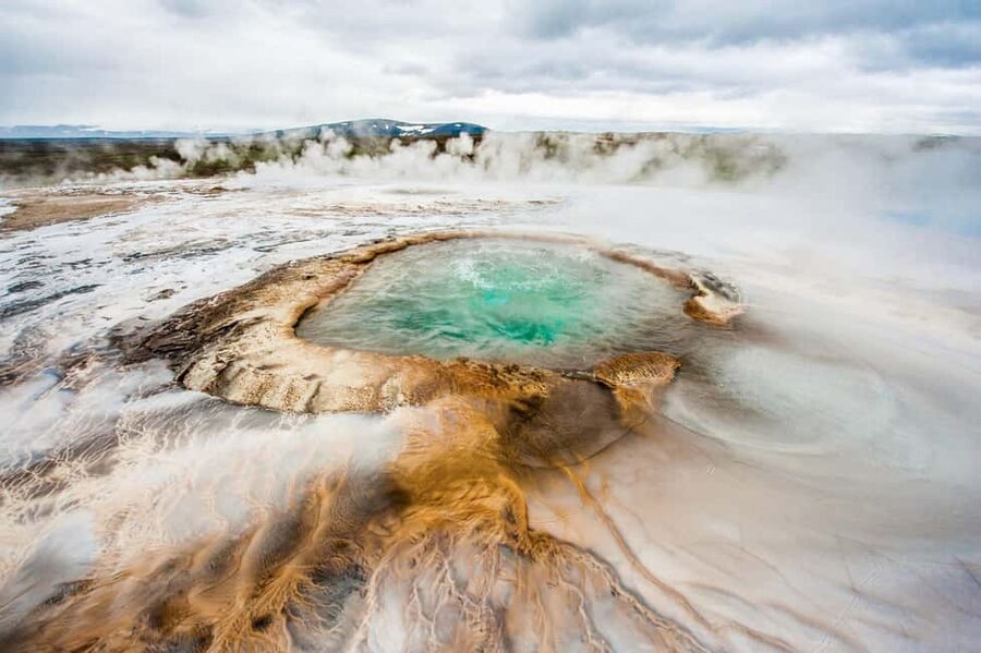 Reykjavík: Golden Circle, Secret Lagoon, & Friðheimar Tour - Þingvellir: where Icelandic history meets moving continents