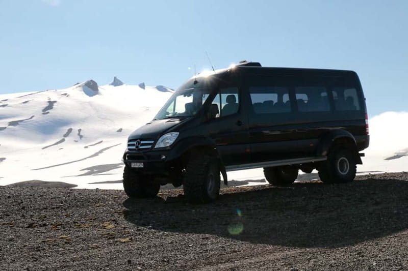 Reykjavik: Golden Circle Super Jeep and Snowmobile Tour - The day at a glance