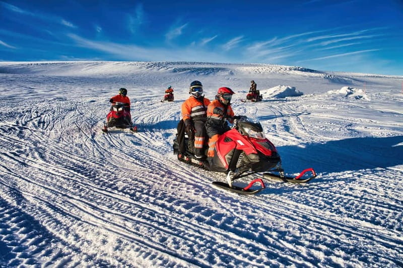 Reykjavik: Golden Circle Super Jeep and Snowmobile Tour - Haukadalur and the reliable drama of Strokkur