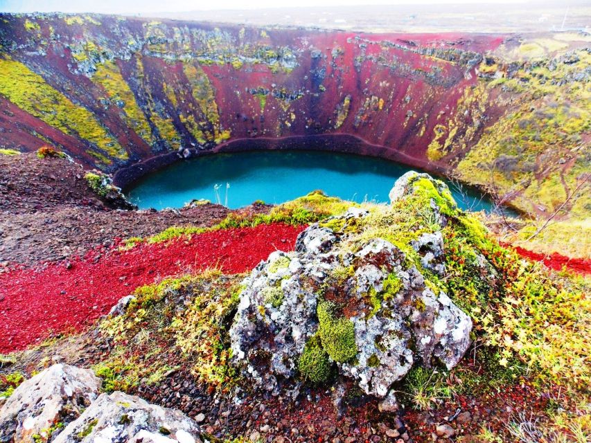 Reykjavik: Golden Circle, Tomato Farm and Kerið Crater Tour - Efstidalur Farm brings ice cream and local life