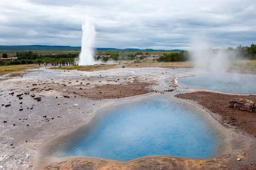 Reykjavik: Golden Circle Tour and Sky Lagoon Entry Ticket - Key points at a glance