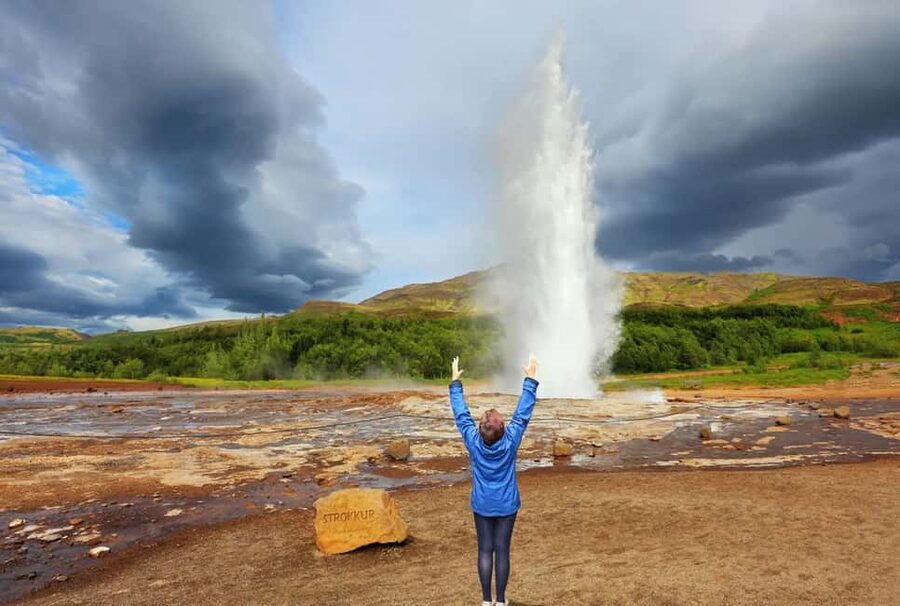 Reykjavik: Golden Circle Tour and Sky Lagoon Entry Ticket - Why this Golden Circle and spa pairing works