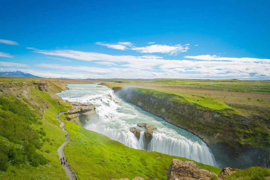 Reykjavik: Golden Circle Tour with Blue Lagoon Visit & Entry - Strokkur delivers the tour’s most reliable burst of drama