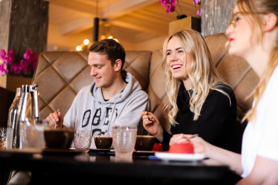 Reykjavik: Guided Foodie Walking Tour with 6 Tastings - Key points to know before you book