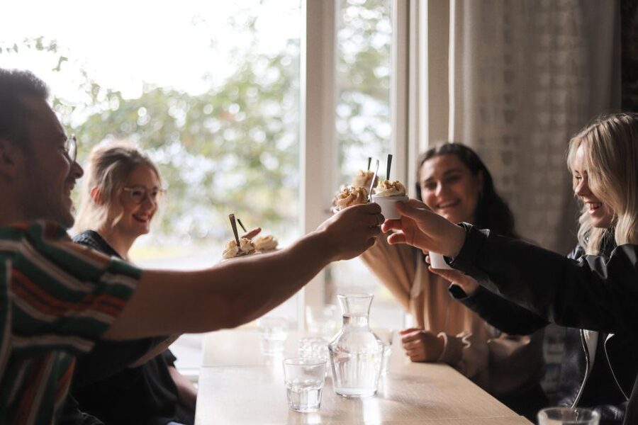 Reykjavik: Guided Foodie Walking Tour with 6 Tastings - The famous hot dog stop