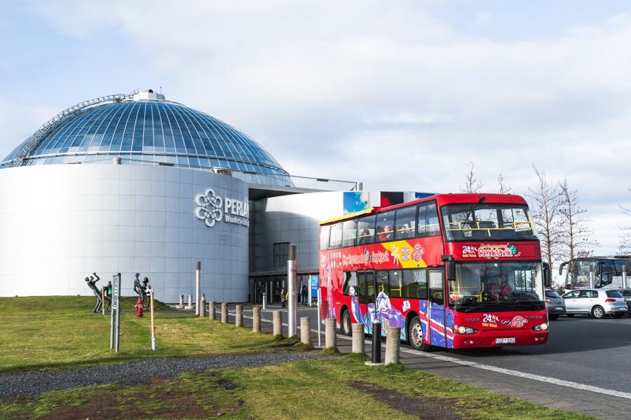 Reykjavík: Hop-On Hop-Off Bus and Perlan Museum Entry Ticket - Key points to know before you go