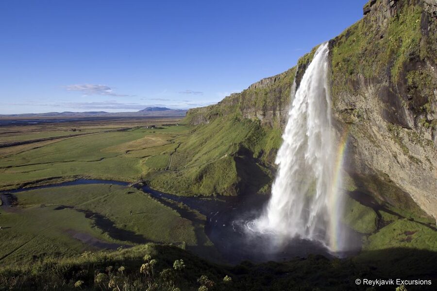 Reykjavik: Iceland South Coast & Glacier Snowmobile Tour - How the guides shape the day