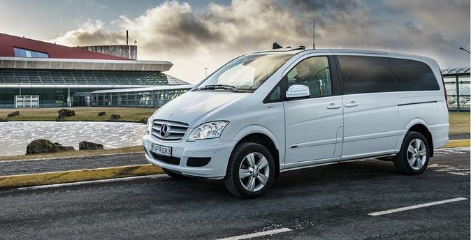 Reykjavik International Airport Private Arrival Transfer - What the drive to your hotel feels like