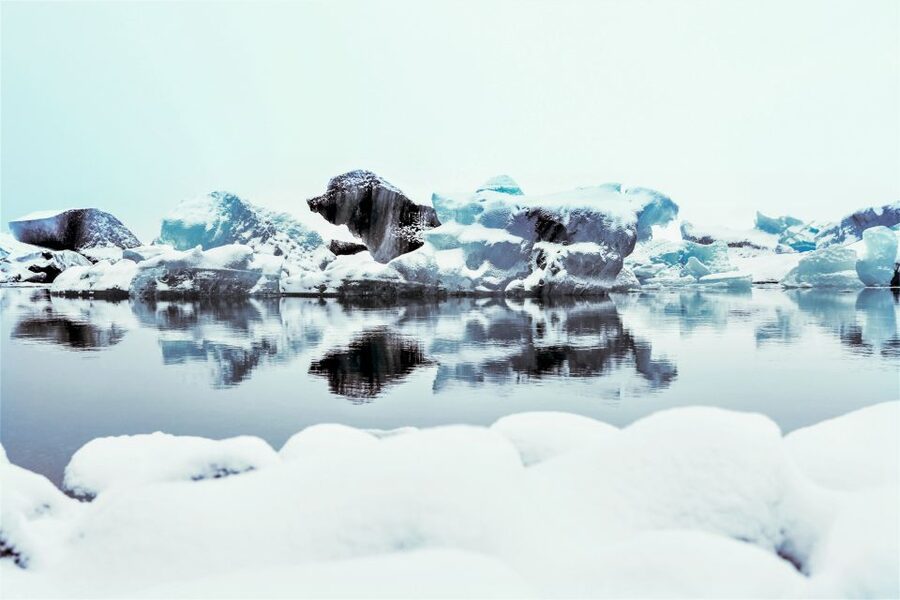 Reykjavik: Jokulsarlon Glacier Lagoon Full-Day Guided Trip - Lunch at Kirkjubæjarklaustur