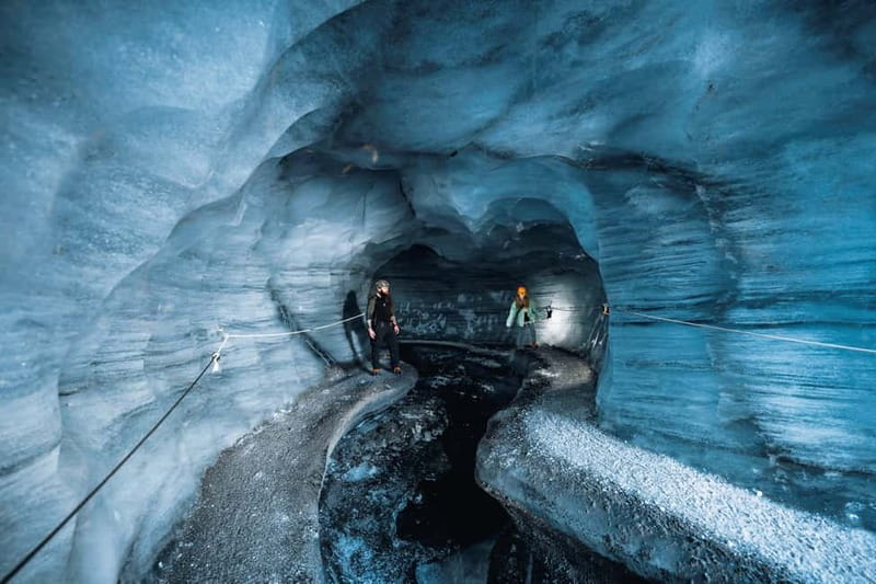 Reykjavik: Katla Ice Cave & South Coast Waterfalls Tour - Why Katla gives the cave its character