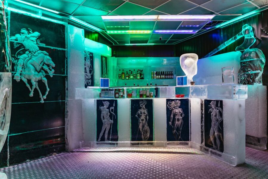 Reykjavik: Magic Ice Bar Entrance and Welcome Drink - Is $34 a fair price?
