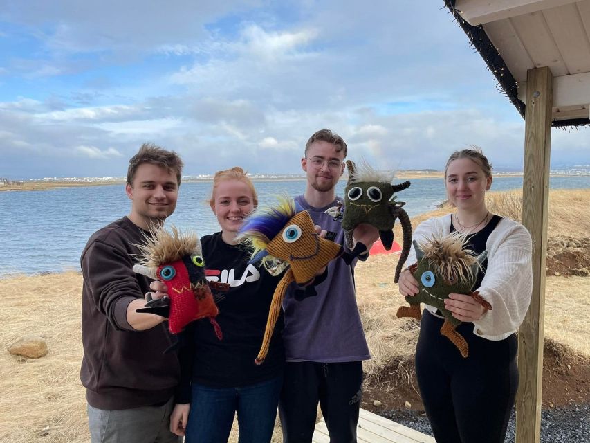 Reykjavik: Make an Icelandic Wool Monster - Arriving at the private property