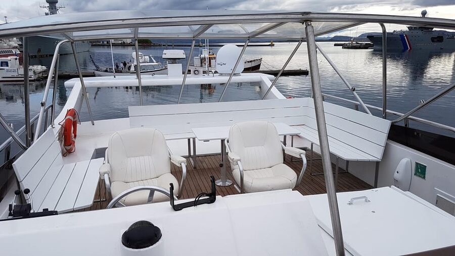 Reykjavík: New Year's Eve Northern Lights Yacht Cruise - Who will enjoy this cruise most?