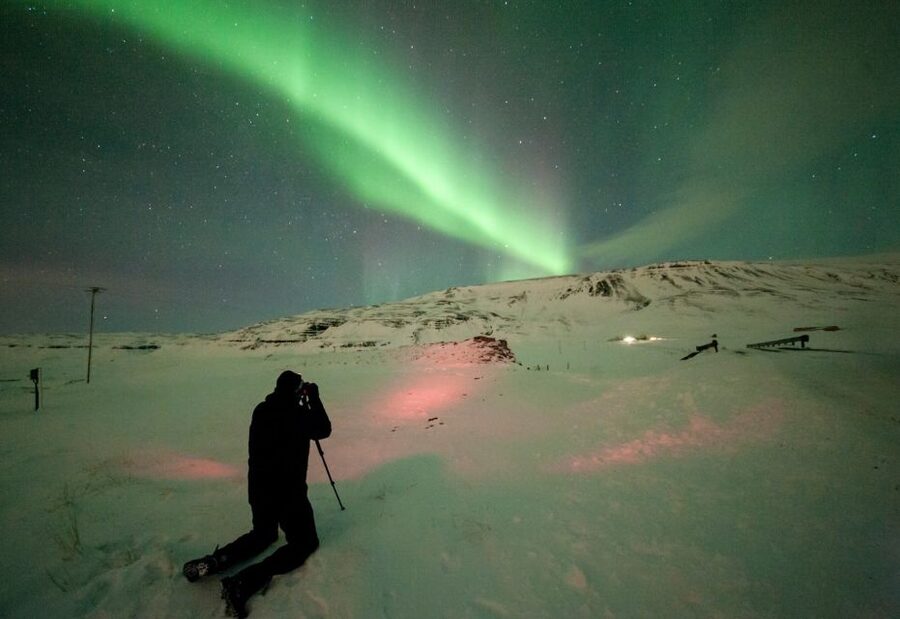 Reykjavik: Northern Lights Group Tour with Photos - Key points to know before booking