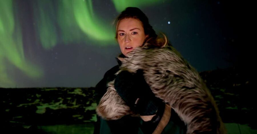 Reykjavik: Northern Lights Tour w/Pro Photos - Small Group - The secret stop and the search for clear sky