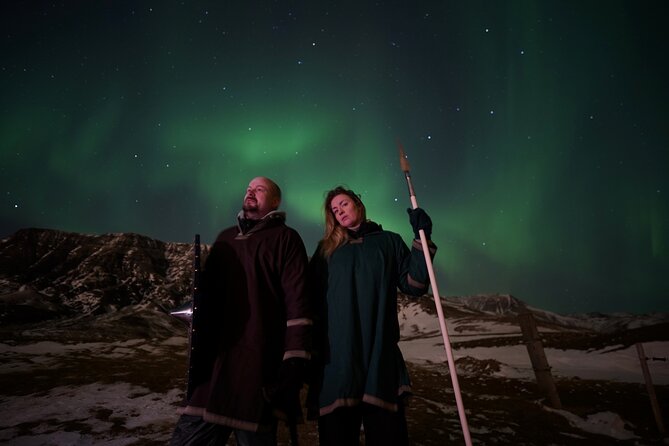 Reykjavik Northern Lights Tour with Pro Aurora Photos Small Group - Pickup in Reykjavik and the warm van