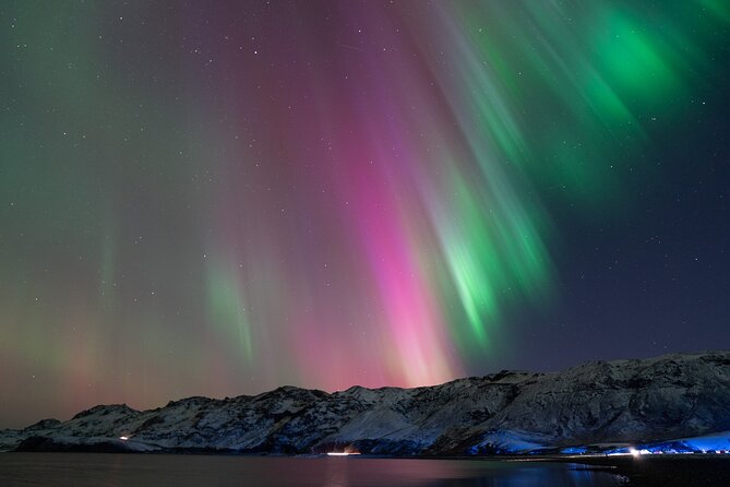Reykjavik Northern Lights Tour with Professional Photographer - Leaving Reykjavik after dark