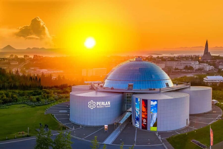 Reykjavik: Perlan Museum Wonders of Iceland Entrance Ticket - Why Perlan is a smart first stop in Reykjavik
