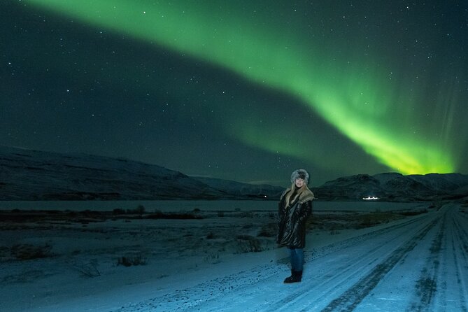Reykjavik Private Northern Lights Tour with Pro Photographer - Pickup in Reykjavik and a late winter start