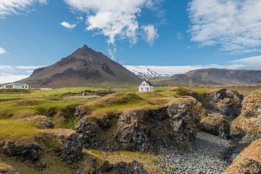 Reykjavik: Private Snaefellsnes and Kirkjufell Jeep Tour - Why Snaefellsnes works as Iceland in a nutshell