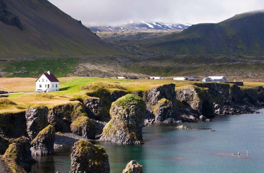 Reykjavik: Private Snaefellsnes and Kirkjufell Jeep Tour - Wildlife sightings are a bonus, not a promise