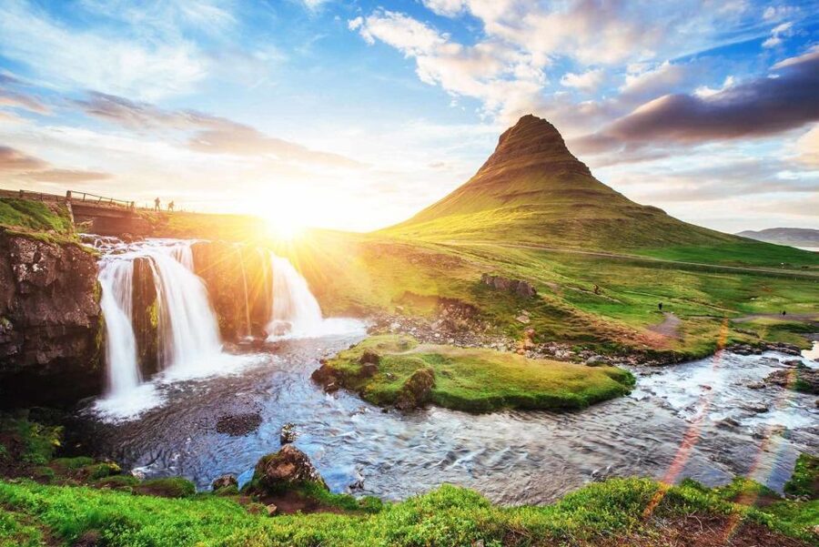 Reykjavik: Private Snaefellsnes and Kirkjufell Jeep Tour - Food, comfort, and what to bring