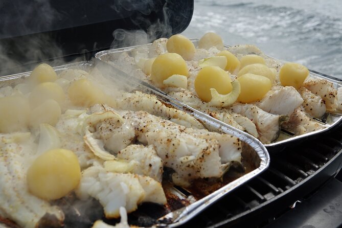 Reykjavik's Finest Catch: Guided Sea Angling Tour for All Levels - Weather, clothing, and the right timing