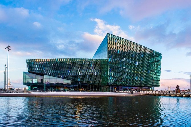 Reykjavik Sightseeing Tour - Laugardalur Park and Icelandic daily life