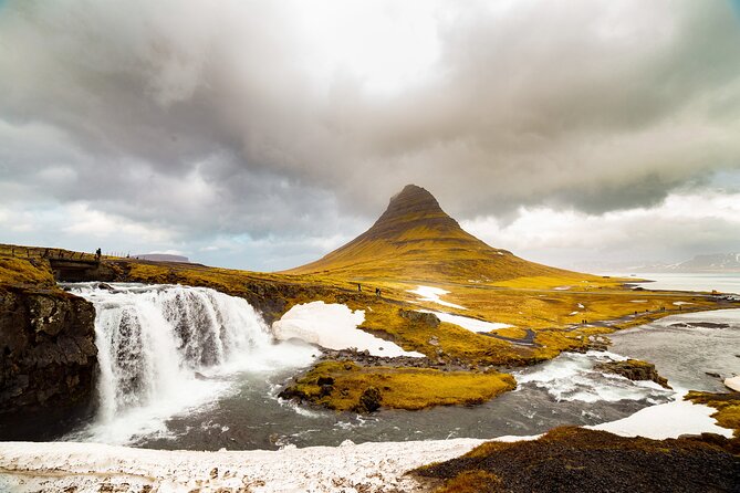Reykjavík: Snæfellsnes & Kirkjufell Small Group Tour - Kirkjufell: Iceland’s most camera-ready mountain