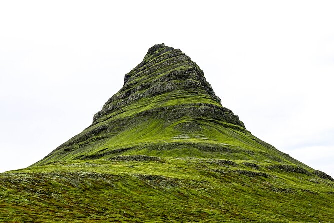 Reykjavík: Snæfellsnes & Kirkjufell Small Group Tour - What the small minibus changes