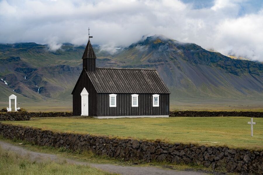 Reykjavik: Snaefellsnes & Mt. Kirkjufell Guided Minibus Tour - Key points to know before booking