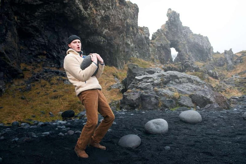 Reykjavik: Snæfellsnes & Mt. Kirkjufell Small Group Tour - Ytri Tunga and the open coast