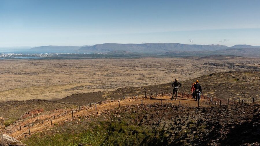 Reykjavik: Thrihnukagigur Volcano Guided Hiking Day Trip - What to Wear and Who Should Skip It
