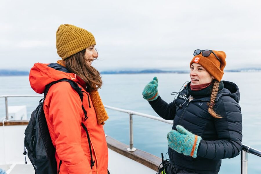 Reykjavík: Whale Watching Cruise on the Amelia Rose Yacht - The first minutes: city views, islands, and open water