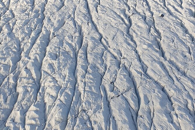Scenic Airplane flight around Skaftafell National Park - Glaciers and Öræfajökull to the north