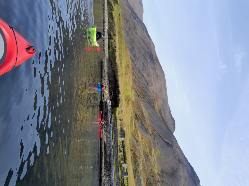 Siglufjörður / Siglufjordur: Private Guided kayak tour. - Avalanche Site and Selvíkurnef Lighthouse