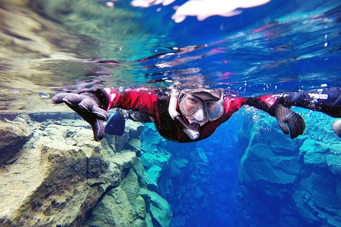 Silfra Drysuit Snorkeling Tour with Free Photos - From Reykjavik - Practical Tips for a Warmer, Easier Morning