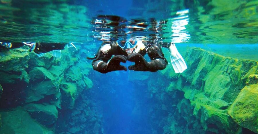 Silfra: Fissure Snorkeling Tour with Underwater Photos - Why Silfra feels different from ordinary snorkeling