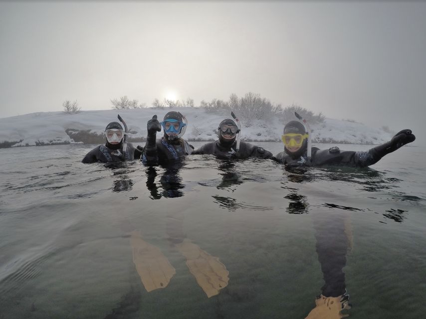 Silfra: Fissure Snorkeling Tour with Underwater Photos - About 50 minutes floating through Silfra