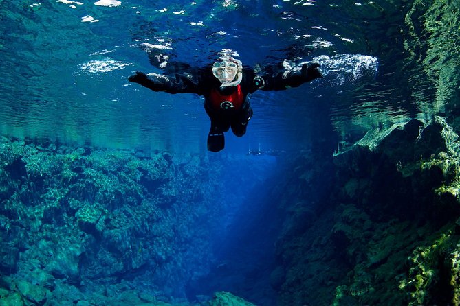Silfra: Snorkeling Between Tectonic Plates Pick Up from Reykjavik - The 30 to 45 minute route through the fissure