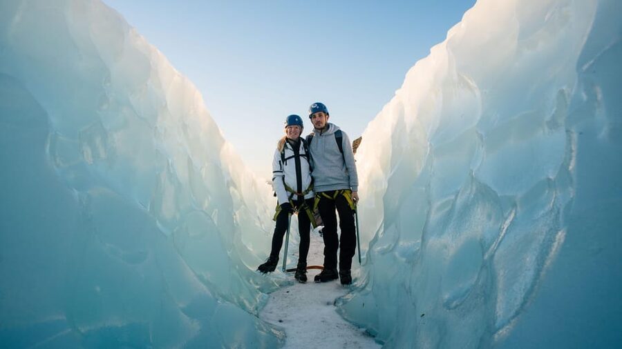 Skaftafell: Blue Ice Cave & Glacier Hike on Vatnajökull - Who should book this glacier hike?