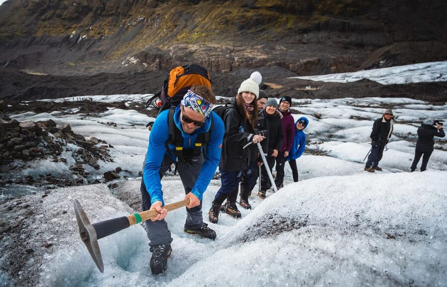 Skaftafell: Blue Ice Glacier Hike on Vatnajökull - Weather, clothing, and the small things that matter