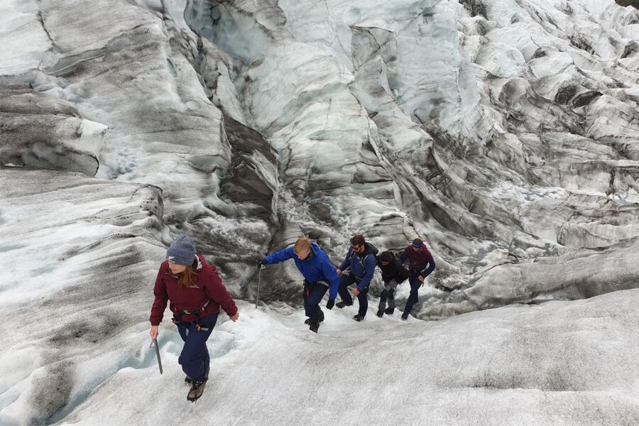 Skaftafell: Extra-Small Group Glacier Hike - Up to 120 minutes among blue ice and crevasses