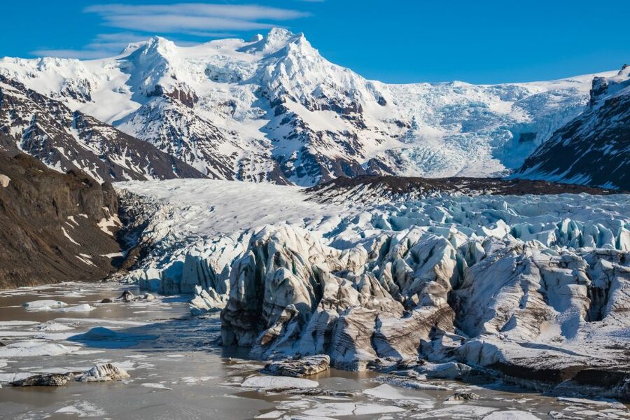 Skaftafell: Extra-Small Group Glacier Hike - The guides are the tour’s biggest strength