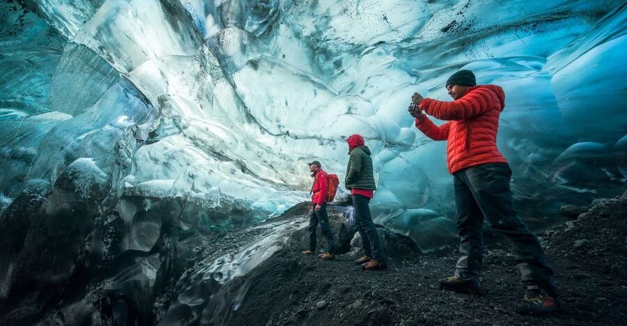 Skaftafell: Ice Cave Experience - The 20-minute glacier bus ride