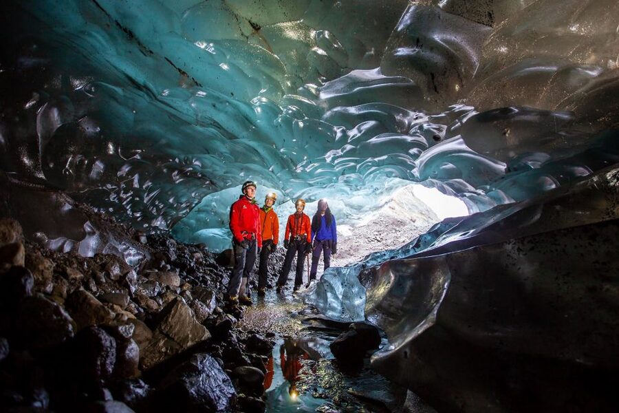 Skaftafell: Ice Cave Experience - How safe and difficult is the walk?