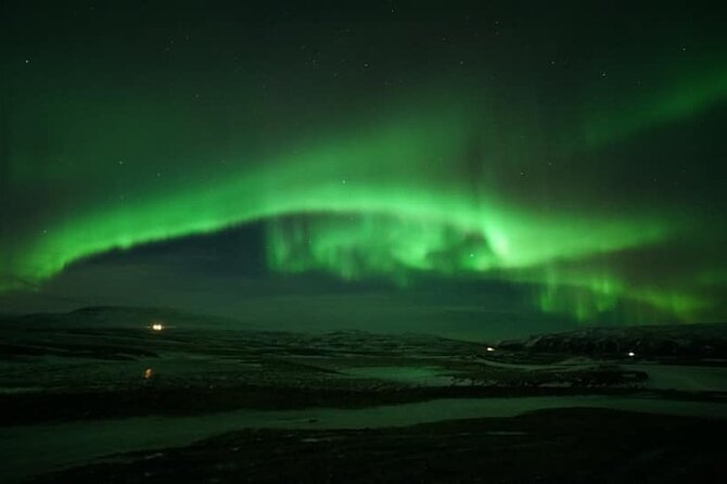 Small group Hunting for the Northern Lights in Reykjavík engrus - Is $507.13 a fair price?