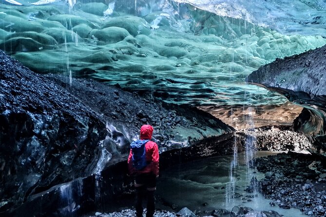 Small-Group Ice Cave Tour from Jökulsárlón - Entering a cave that may not be there next season