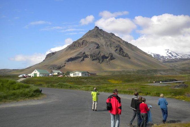 Snaefellsnes National Park and Natural Wonders from Reykjavik - Djúpalónssandur: black lava pearls and fishing memories